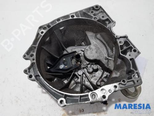 Used Manual Gearbox (For Parts) Manual Gearbox (For Parts) PEUGEOT 3008 I MPV (0U_) 1.6 VTi (120 hp) 31389175 31389175