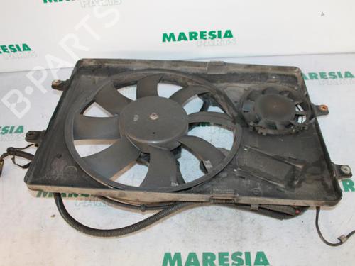 Used Pipe LANCIA THESIS (841_) 2.4 (841AXB1B00) (170 hp) 31411711