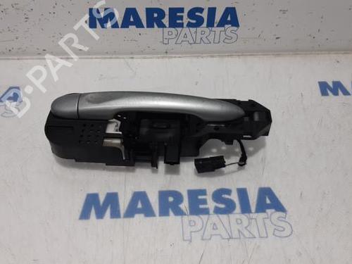 front-right-exterior-door-handle-renault-megane-iii-coupe-dz01_-2008-2009-2010-2011-2012-2013-2014-2015-2016-31474712 main image
