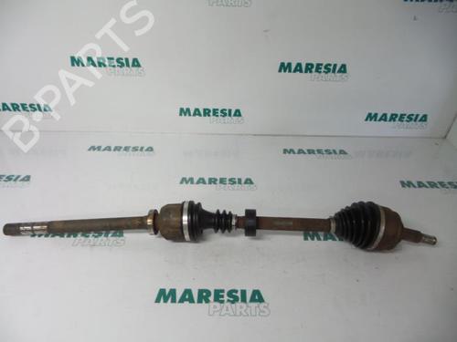 Used Right front driveshaft RENAULT ESPACE IV (JK0/1_) 2.0 (JK09) (136 hp) 31396249