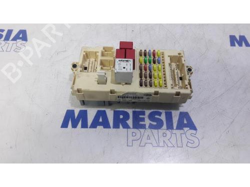 Used Fuse box FIAT BRAVO II (198_) 1.4 (198AXA1B) (90 hp) 31397092