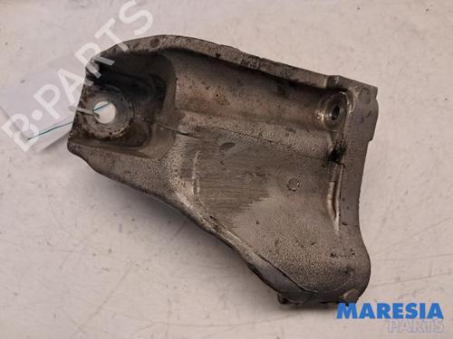 Used Gearbox mount ALFA ROMEO STELVIO (949_) 2.0 Q4 (949.AXA2A) (280 hp) 31421383