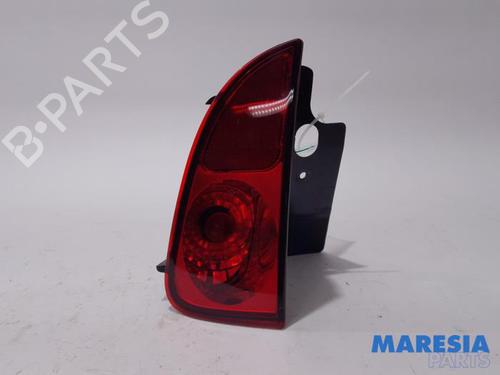 Used Right taillight Right taillight RENAULT ESPACE IV (JK0/1_) 2.0 (JK0A, JK1D, JK0N) (170 hp) 31411302 31411302