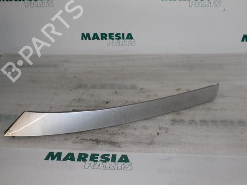 Forskærm venstre RENAULT ESPACE IV (JK0/1_) 2.0 dCi (JK01, JK02, JK1J, JK1K, JK1H) (150 hp) 31511936