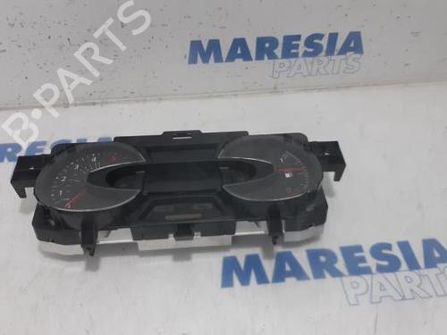 Used Instrument cluster RENAULT TRAFIC III Van (FG_) 1.6 dCi 125 (FGMH) (125 hp) 31403003