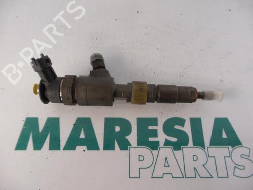 Used Injector PEUGEOT 208 I (CA_, CC_) 1.6 HDi (92 hp) 31507797