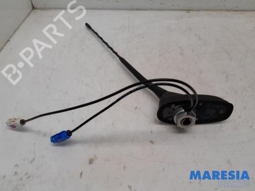 Antenne/Base Antenne/Base CITROËN C4 Grand Picasso II (DA_, DE_) 1.6 VTi 120 (120 hp) 31516490 31516490