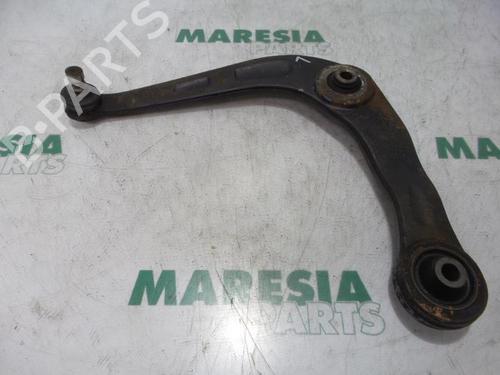 Used Left front suspension arm PEUGEOT 206 Hatchback (2A/C) 1.4 i (75 hp) 31499473
