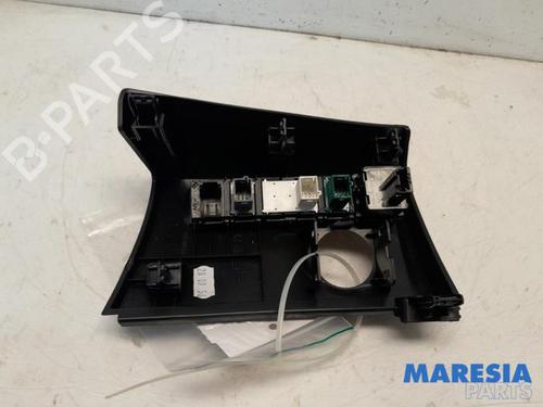Switch CITROËN C4 III (BA_, BB_, BC_) ë-C4 (BCZKXC, BZCKSC) | BP31398430I30
