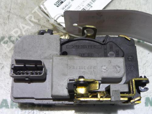 electronic-module-peugeot-206-sw-2ek-2002-31395810 main image