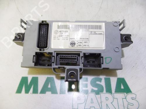 Used Fuse box Fuse box FIAT PUNTO (188_) 1.2 60 (188.030, .050, .130, .150, .230, .250) (60 hp) 31405541 31405541