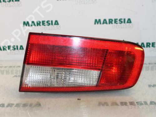 right-taillight-renault-laguna-ii-bg01_-2001-2002-2003-2004-2005-2006-2007-31388308 main image