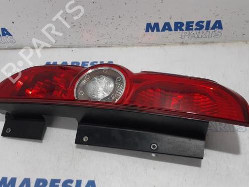 Used Left taillight OPEL COMBO Box Body/MPV (X12) 1.3 CDTI (B05) (90 hp) 31421521