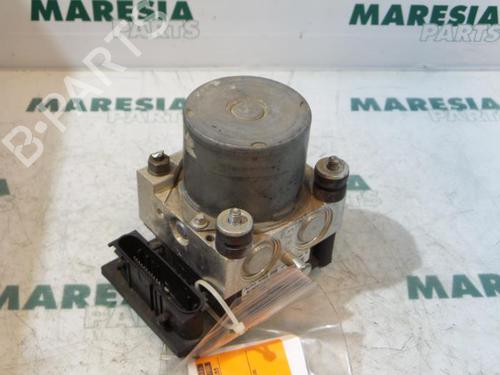 Módulo de ABS FIAT PUNTO (188_) 1.3 JTD 16V (70 hp) 31477967