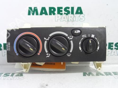 Used Climate control RENAULT MEGANE I Classic (LA0/1_) 1.6 16V (LA00, LA04, LA0B, LA11, LA16, LA19, LA1J, LA1K,... (107 hp) 31514946