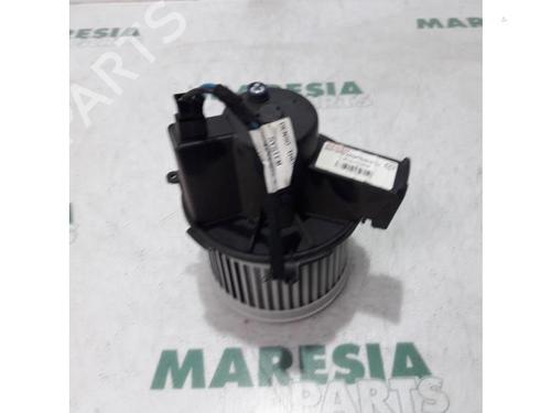 Used Heater blower motor FIAT 500 (312_) 1.3 D Multijet (312AXB1A) (75 hp) 31393320