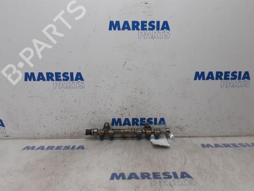 Used Injection rail FIAT DOBLO Cargo (263_) 1.3 D Multijet (90 hp) 31390126