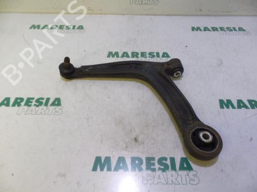 Used Left front suspension arm FIAT 500 (312_) 1.2 (312AXA1A) (69 hp) 31486096