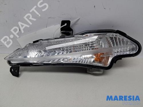 Clignotant avant gauche PEUGEOT 308 II (LB_, LP_, LW_, LH_, L3_) 1.6 THP 125 (125 hp) 32012044