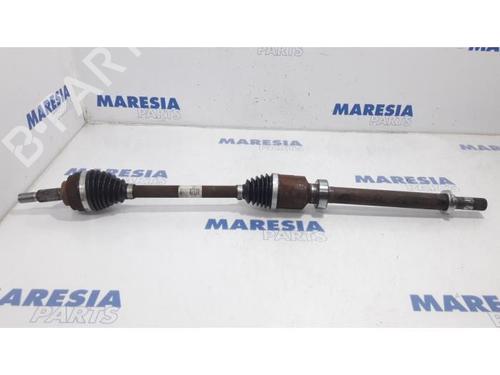 Used Right front driveshaft Right front driveshaft RENAULT CLIO IV Grandtour (KH_) 0.9 TCe 90 (90 hp) 31399457 31399457