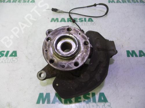 Used Left front steering knuckle Left front steering knuckle PEUGEOT EXPERT Van (VF3A_, VF3U_, VF3X_) 1.6 HDi 90 16V (90 hp) 31518485 31518485