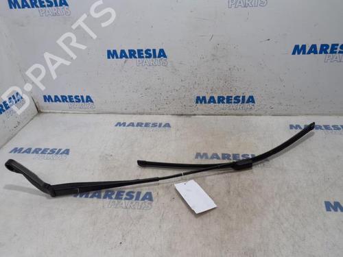 front-windshield-wiper-arm-citroen-jumper-ii-van-2006-31445846 main image