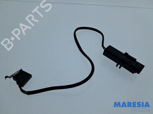 Used Electronic sensor Electronic sensor PEUGEOT 308 CC (4B_) 1.6 16V (120 hp) 33832588 33832588