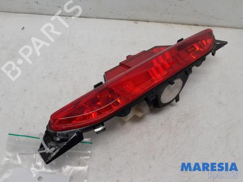 Tågelys PEUGEOT 208 I (CA_, CC_) 1.2 VTI 82 (82 hp) 31501317