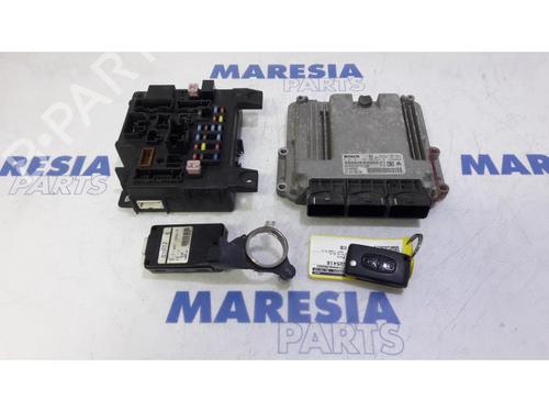 Used Engine control unit (ECU) CITROËN C-CROSSER (VU_, VV_) 2.2 HDi (156 hp) 31454673