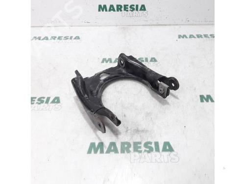 Used Left front suspension arm CITROËN C5 III Break (RW_) 2.0 HDi (136 hp) 31437062