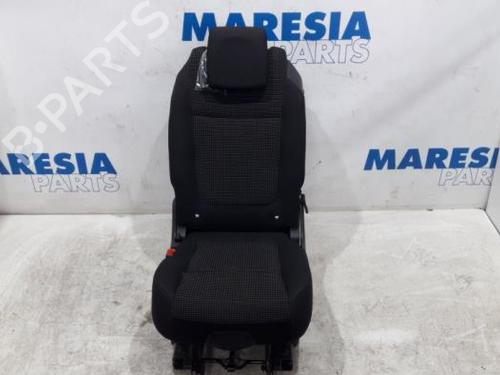 Used Seats set PEUGEOT 5008 (0U_, 0E_) 1.6 16V (156 hp) 31466121