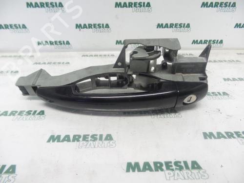 front-left-exterior-door-handle-peugeot-3008-i-mpv-0u_-2009-2010-2011-2012-2013-2014-2015-2016-2017-31424636 main image