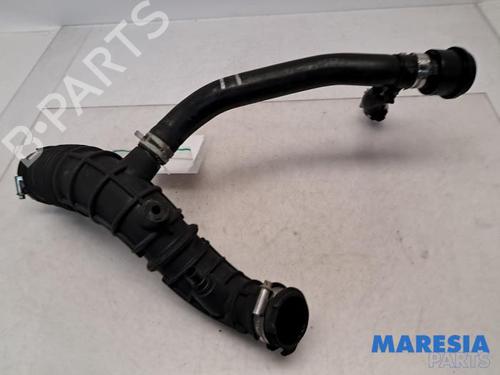 Used Pipe RENAULT CAPTUR I (J5_, H5_) 0.9 TCe 90 (90 hp) 31536843