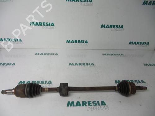 right-front-driveshaft-fiat-punto-188_-1999-2000-2001-2002-2003-2004-2005-2006-2007-2008-2009-2010-2011-2012-31422165 main image