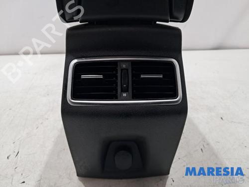 Middenconsole RENAULT MEGANE IV Hatchback (B9A/M/N_) 1.2 TCe 130 (B9MR) | BP31816579I22 