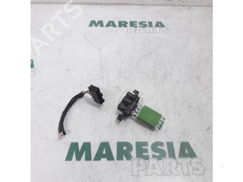 Used Electronic sensor FIAT SCUDO Van (270_, 272_) 2.0 D Multijet (120 hp) 31448235