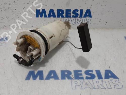 Used Fuel pump CITROËN SAXO (S0, S1) 1.1 X, SX (60 hp) 31402689