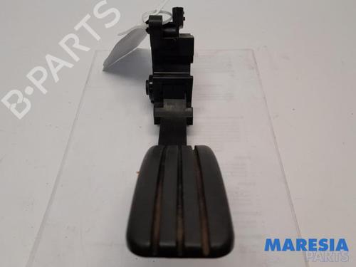 Used Electronic module RENAULT SCÉNIC III (JZ0/1_) 2.0 16V (JZ0G, JZ0P, JZ1E, JZ1P) (140 hp) 31397492