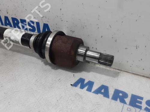 Left front driveshaft PEUGEOT 208 I (CA_, CC_) 1.6 BlueHDi 100 | BP31484883M38
