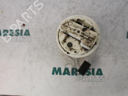 fuel-pump-renault-clio-ii-bb_-cb_-1998-1999-2000-2001-2002-2003-2004-2005-2006-2007-2008-2009-2010-2011-2012-2013-2014-2015-2016-31421011 main image