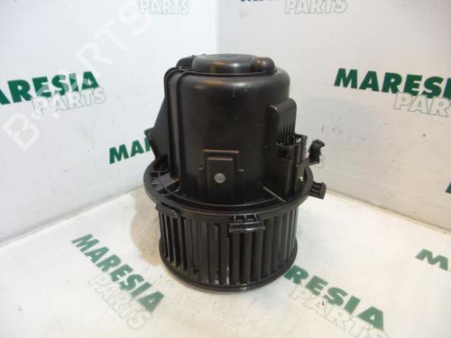 Used Heater blower motor PEUGEOT 407 SW (6E_, 6D_) 2.0 HDi 135 (136 hp) 31402190