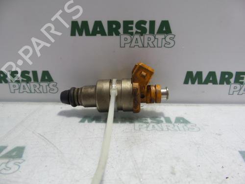 Used Injector FIAT PUNTO (188_) 1.2 60 (188.030, .050, .130, .150, .230, .250) (60 hp) 31493920