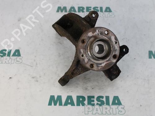 Used Right front steering knuckle RENAULT GRAND SCÉNIC II (JM0/1_) 2.0 (135 hp) 31386240