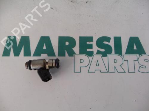 Used Injector FIAT SEICENTO / 600 (187_) 1.1 (187AXB, 187AXB1A, 187AXC1A02) (54 hp) 31511625