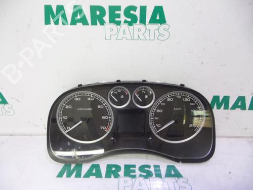Used Instrument cluster PEUGEOT 307 SW (3H) 1.6 16V (109 hp) 31527456