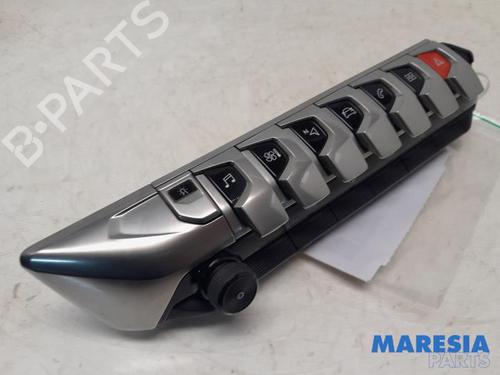 Climate control PEUGEOT 3008 II SUV (MC_, MR_, MJ_, M4_) 1.2 THP/ PureTech 130 (MRHNSM, MRHNSU, MRHNSJ, MRHNYW,... | BP31461479I5
