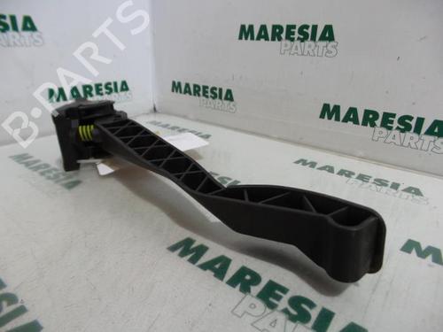 electronic-module-citroen-c3-i-fc_-fn_-2002-2003-2004-2005-2006-2007-2008-2009-2010-2011-2012-2013-31456401 main image