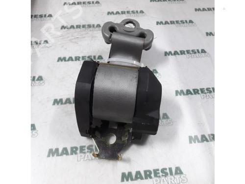 Used Rear center seatbelt RENAULT CLIO II (BB_, CB_) 1.4 16V (B/CB0P, BB13) (98 hp) 31408161