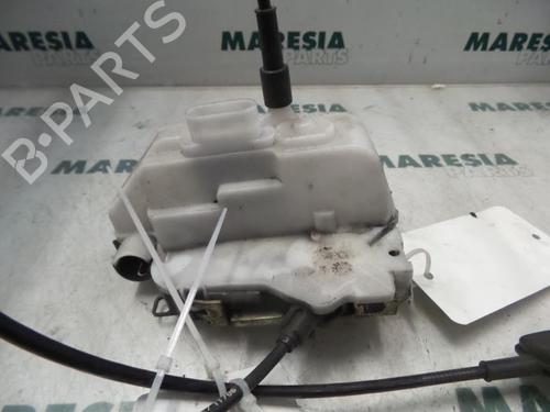electronic-module-renault-megane-ii-estate-km01_-2003-2004-2005-2006-2007-2008-2009-2010-2011-2012-31437352 main image