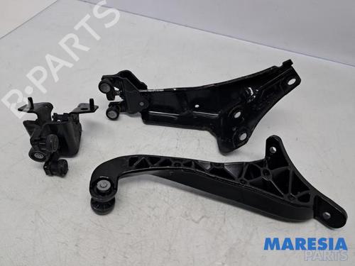 Outra PEUGEOT PARTNER Tepee 1.6 VTi (120 hp) 31440129